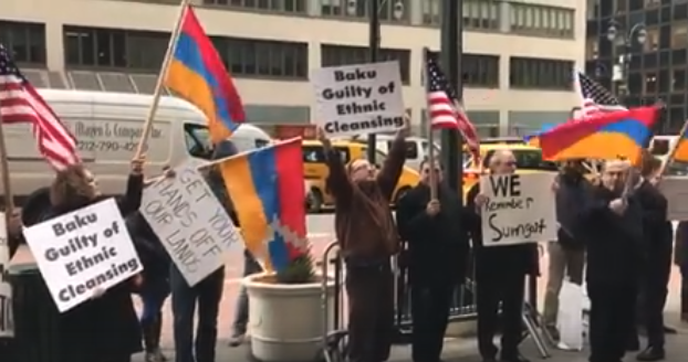 Возле посольства Азербайджана в Вашингтоне проведена акция протеста