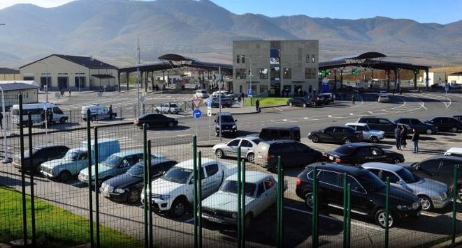 Արտերկրում հաշվառված մեքենաներով Հայաստան եկող զբոսաշրջիկներն ազատվել են ճանապարհային հարկից