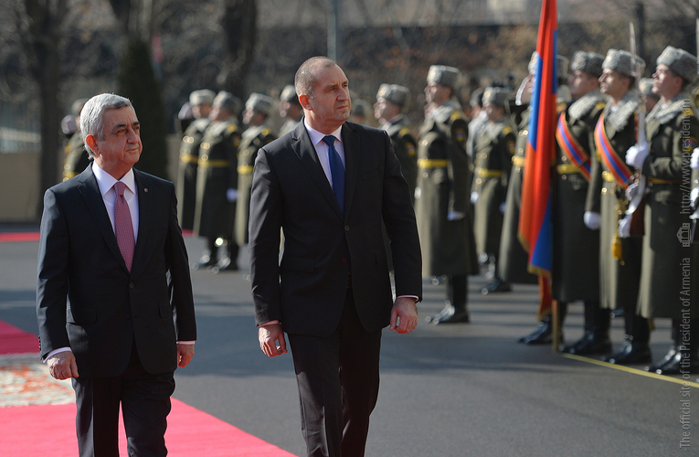 Президенты Армении и Болгарии провели встрету тет-а-тет