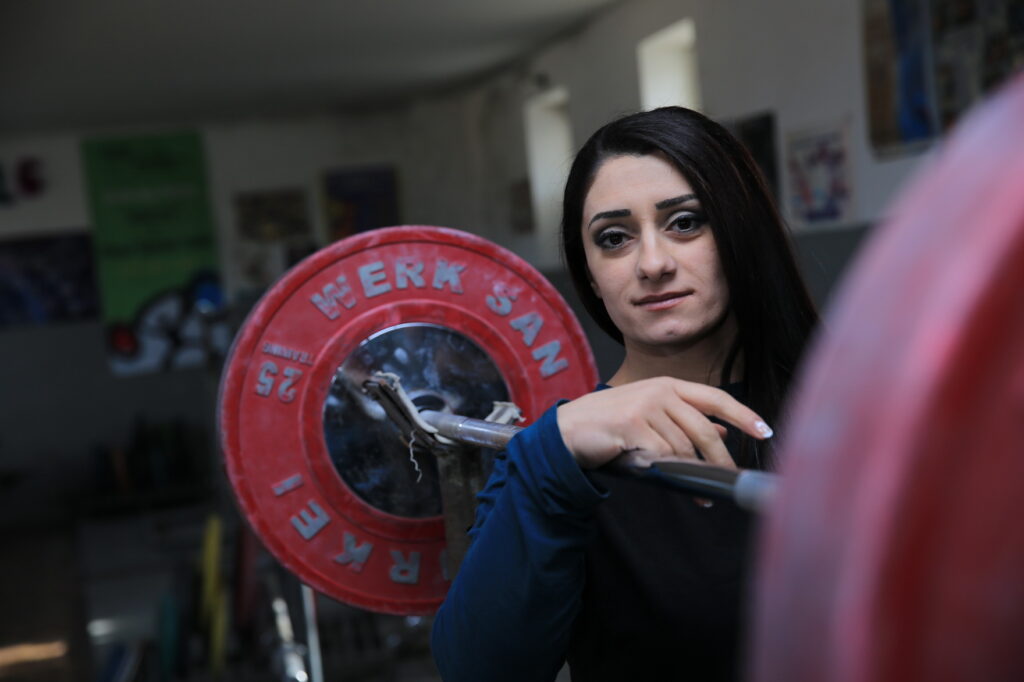 Генсек Федерации тяжелой атлетики Армении назвал причины ухода Назик Авдалян из спорта