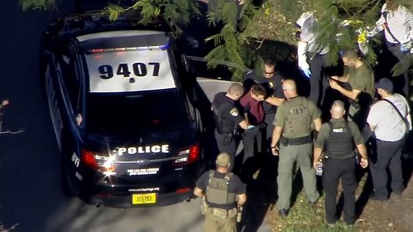 Стрельбе в школе во Флориде: погибли 17 человек