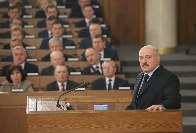Лукашенко: Вы что, хотите сказать, что мы не виноваты в том, что произошло в Армении?