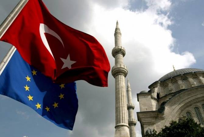 ԵՄ-ն Թուրքիայից պահանջել է բարիդրացիական հարաբերություններ պահպանել հարևանների հետ և վերացնել արտակարգ դրության ռեժիմը