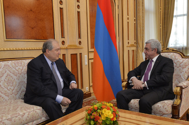 Նախագահ Արմեն Սարգսյանը հանդիպել է վարչապետ Սերժ Սարգսյանի հետ