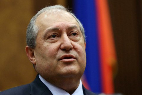 Президент Армении в связи с митингом в Ереване призвал стороны к диалогу