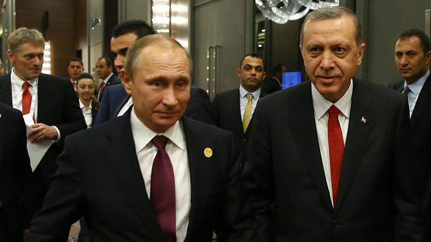 Песков прокомментировал слова Макрона о разделении России и Турци