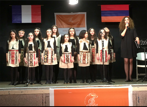 Ֆրանսիայում հայ երեխաները երգեցին հայ երեխաների համար