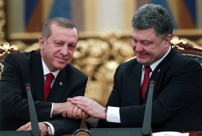 Порошенко обсудил с Эрдоганом ускорение соглашения о свободной торговле