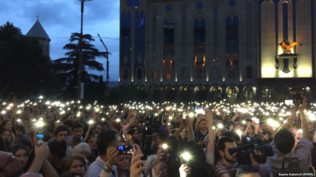 В Тбилиси планируют провести сегодня более масштабную акцию протеста