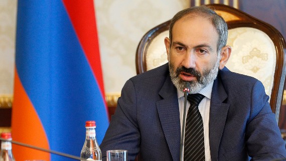 Премьер-министр Армении прибыл в Москву