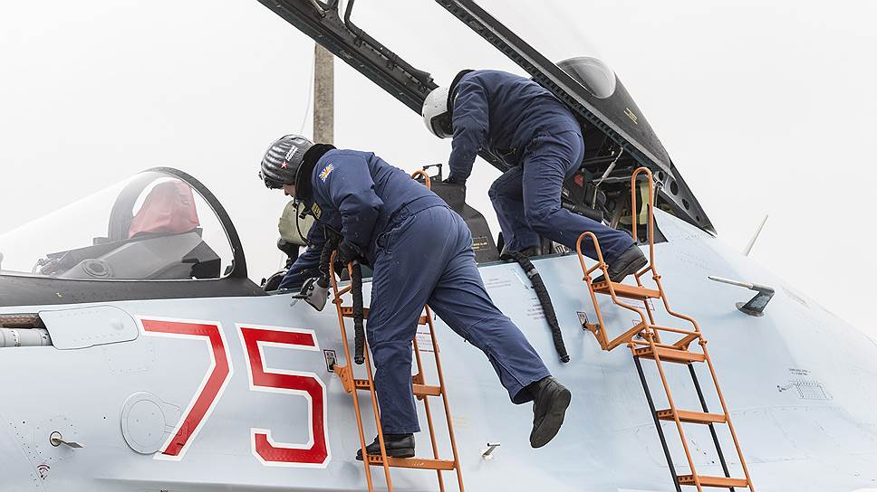 Москва намерена поставить Еревану боевые самолеты Су-30СМ: «КоммерсантЪ»