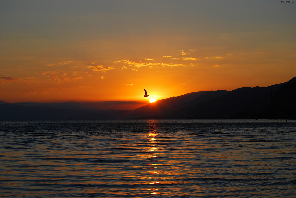 Озеро Севан в списке лучших курортов СНГ для отдыха летом