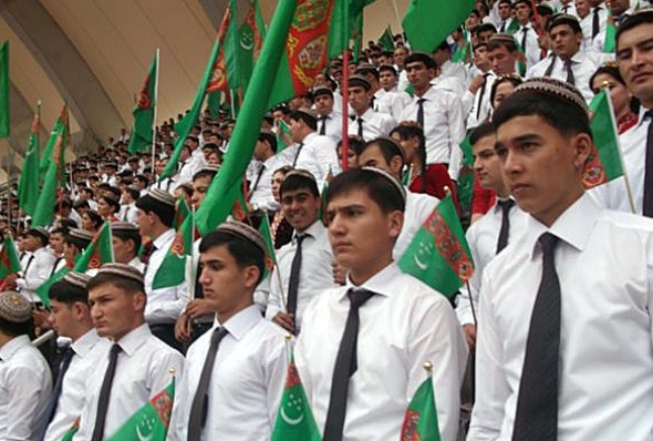В Туркмении запретили выезд за границу большинству граждан: СМИ