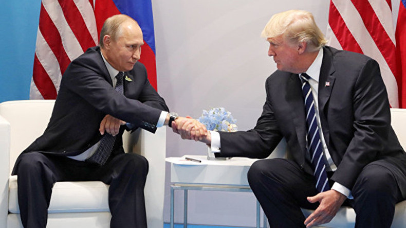 В Кремле назвали время и место встречи Путина с Трампом