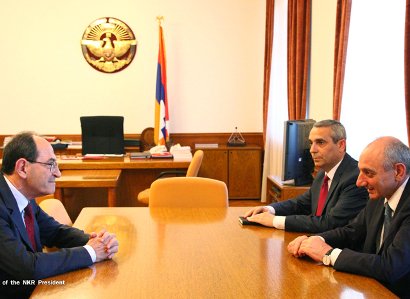 Бако Саакян и Шаварш Кочарян обсудили внешнеполитические вопросы