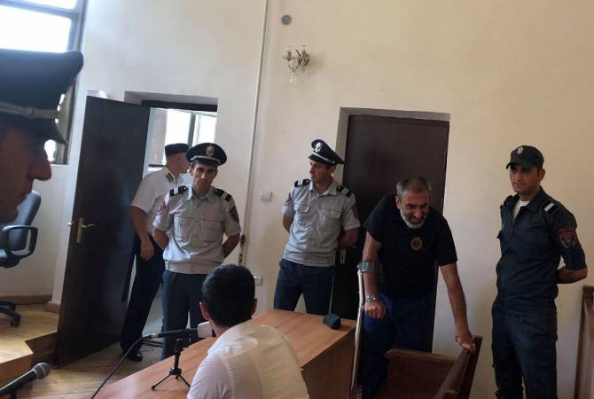 Արարատ Խանդոյանն ազատ արձակվեց դատական նիստերի դահլիճից