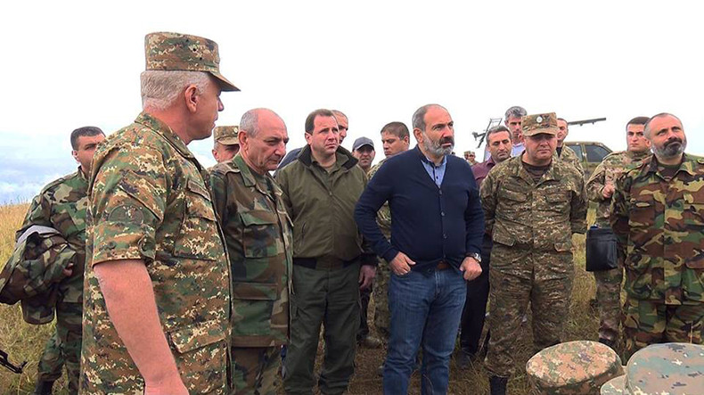 ԱՀ նախագահն ու ՀՀ վարչապետն այցելել են Արցախի հյուսիսային սահմանագիծ