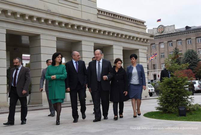 Հայաստանի և Արցախի նախագահները քննարկել են հայկական երկու հանրապետությունների փոխգործակցությանն առնչվող հարցեր