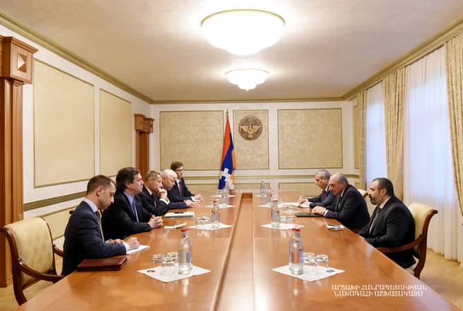 Президент Карабаха заявил посредникам МГ ОБСЕ о необходимости восстановления полноценного переговорного формата