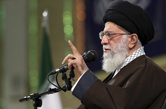 Верховный лидер Ирана заявил о необходимости повысить потенциал армии