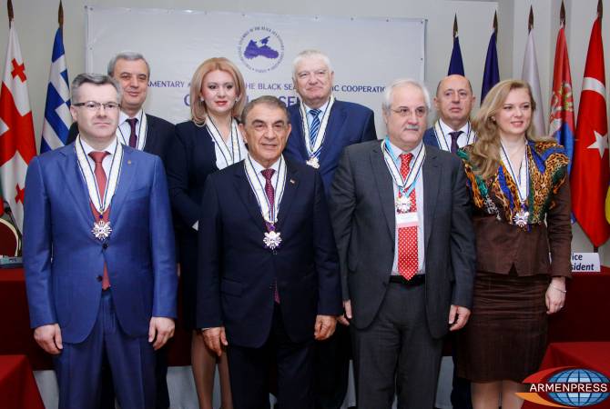 Վրաստանի, Թուրքիայի և Ադրբեջանի՝ ՍԾՏՀ ԽՎ պատվո մեդալներից հրաժարվելու քայլը որևէ կերպ կապված չէ Հայաստանի հետ