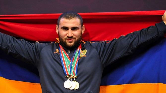 Պատիվ է Հայաստանի 10 լավագույն մարզիկներից մեկը լինել. Սիմոն Մարտիրոսյան