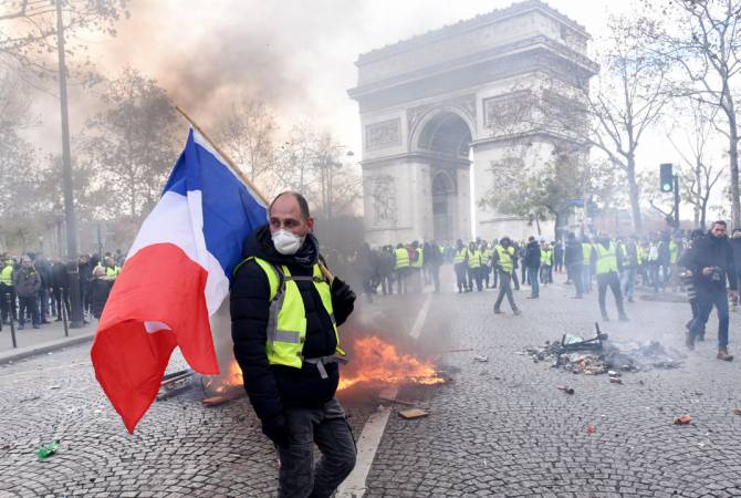 Ֆրանսիայի մայրաքաղաքում ցույցերի ընթացքում ձերբակալվածների թիվը հասել է 100- ի