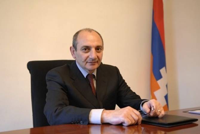 Բակո Սահակյանը շնորհավորական ուղերձ է հղել ԼՂՀ պետական անկախության մասին հանրաքվեի եւ Սահմանադրության օրվա առթիվ