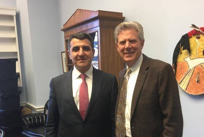 ԱՄՆ-ում ՀՀ դեսպանը հանդիպել է ԱՄՆ Կոնգրեսի հայկական հարցերի հանձնախմբի համանախագահ Ֆրենք Փըլոնի հետ