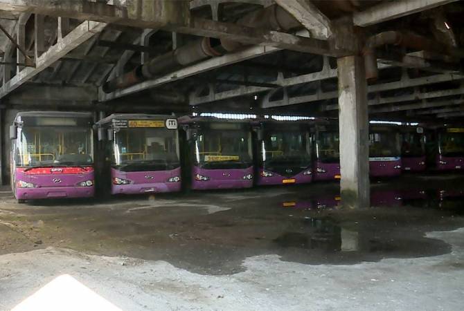 Մայրաքաղաքում ավտոբուսները գործադուլ են իրականացրել «Երեւան ավտոբուս» ընկերության տնօրենի փոփոխության պատճառով
