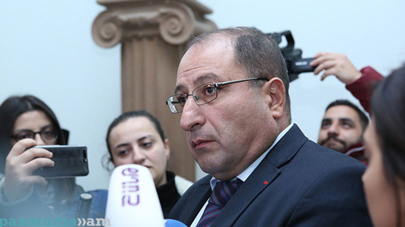Айк Алумян: Сделаем всё, чтобы второй президент Армении Роберт Кочарян сегодня вышел на свободу