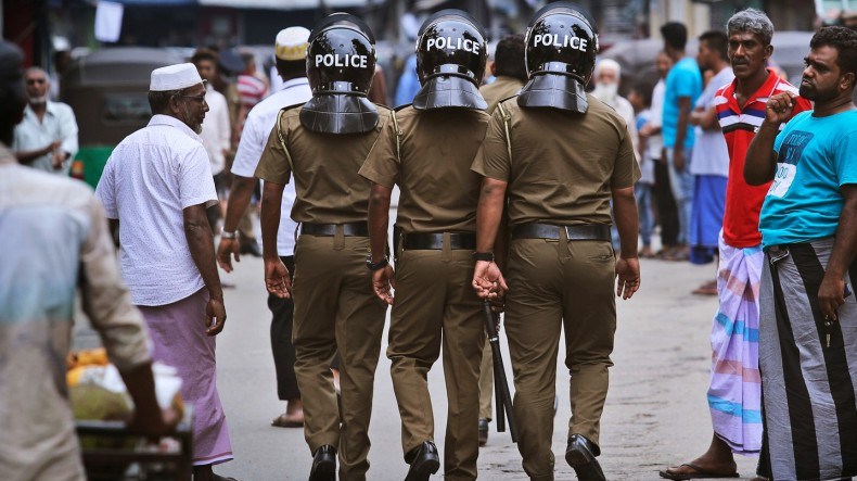 На Шри-Ланке планируют запретить носить закрывающую лицо одежду