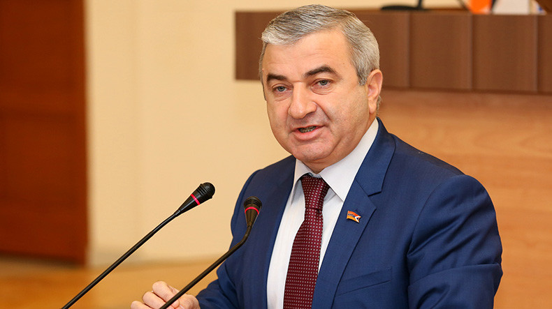 Спикер НС Арцаха: Происходящие в Армении процессы касаются всех нас