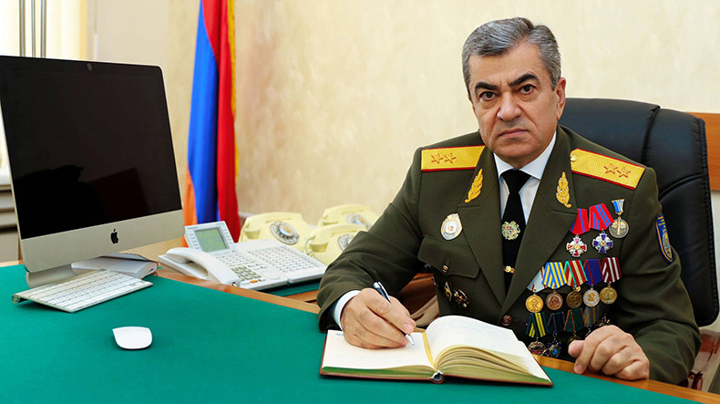 Брат экс-главы ВСС Гагика Арутюняна уволен с должности замдиректора СНБ Армении