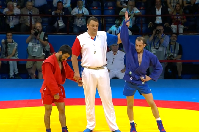 Тигран Киракосян одержал победу над азербайджанцем и стал чемпионом Европейских игр (ВИДЕО)