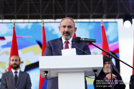 «Дмп-дмп-ху» сменился на «Арцах – это Армения, и точка»: Пашинян не просчитывает последствия своих заявлений