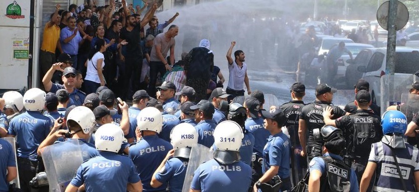 Թուրքիայի մի շարք քաղաքներում հակակառավարական ցույցեր են