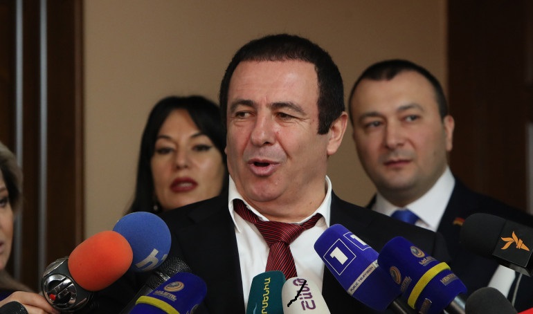 ԱԺ-ն չի որոշողը՝ Հրայր Թովմասյանը մնա, թե հեռանա. Գագիկ Ծառուկյան (տեսանյութ)