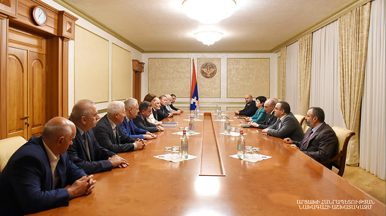 Бако Саакян высоко оценил роль Союза армян России в укреплении связей между Родиной и Диаспорой