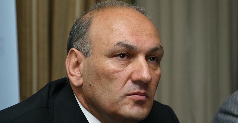 Суд в Ереване оставил под арестом экс-главу Минфина Армении Гагика Хачатряна