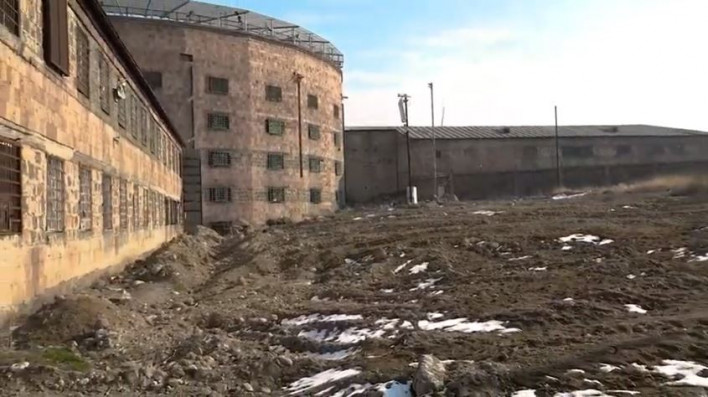 «Նուբարաշեն», «Գորիս», «Հրազդան» ՔԿՀ-ները փակվում են, «Երևան-Կենտրոն» ՔԿՀ-ն դուրս է բերվում ԱԱԾ շենքից