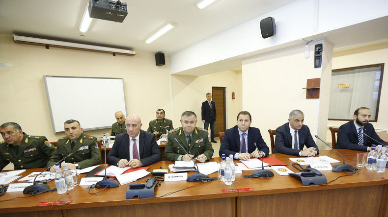Во главе с Николом Пашиняном состоялось внеочередное заседание Совбеза Армении