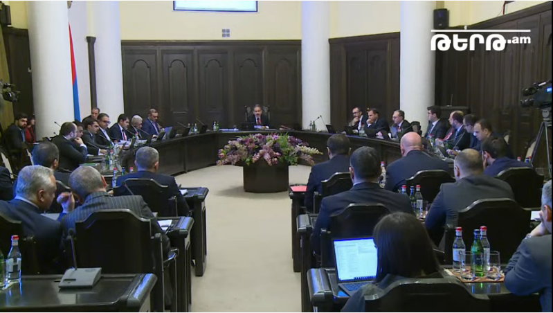 Կառավարության նիստը՝ ուղիղ. oրակարգում նաև Ստյոպա Սաֆարյանին Հանրային խորհրդի նախագահ նշանակելու մասին հարցն է