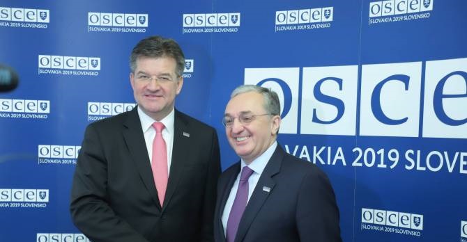 Глава МИД Армении и действующий председатель ОБСЕ придали важность мерам по созданию способствующей миру атмосферы