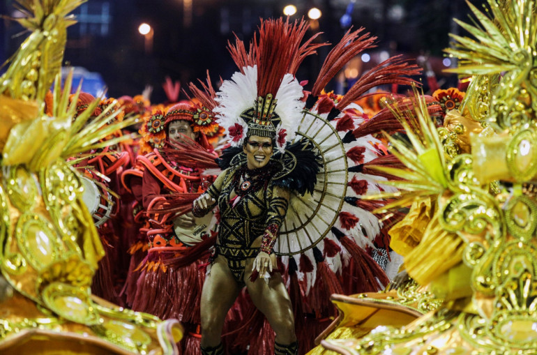 Ռիո դե Ժանեյրոյում մեկնարկել է ավանդական կառնավալը. ԼՈՒՍԱՆԿԱՐՆԵՐ