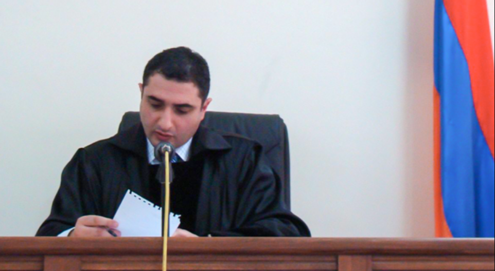 ԲԴԽ-ն վերականգնեց դատավոր Արայիկ Մելքումյանի լիազորությունները, նա ընդգրկվեց դատավորների ռեզերվում