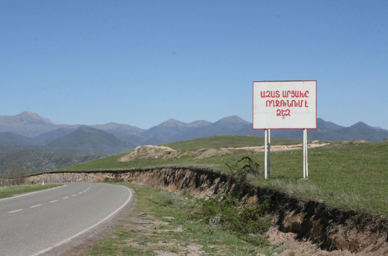 Հայաստան-Արցախ անցագրային կետերում կիրականացվի քաղաքացիների ջերմաչափում