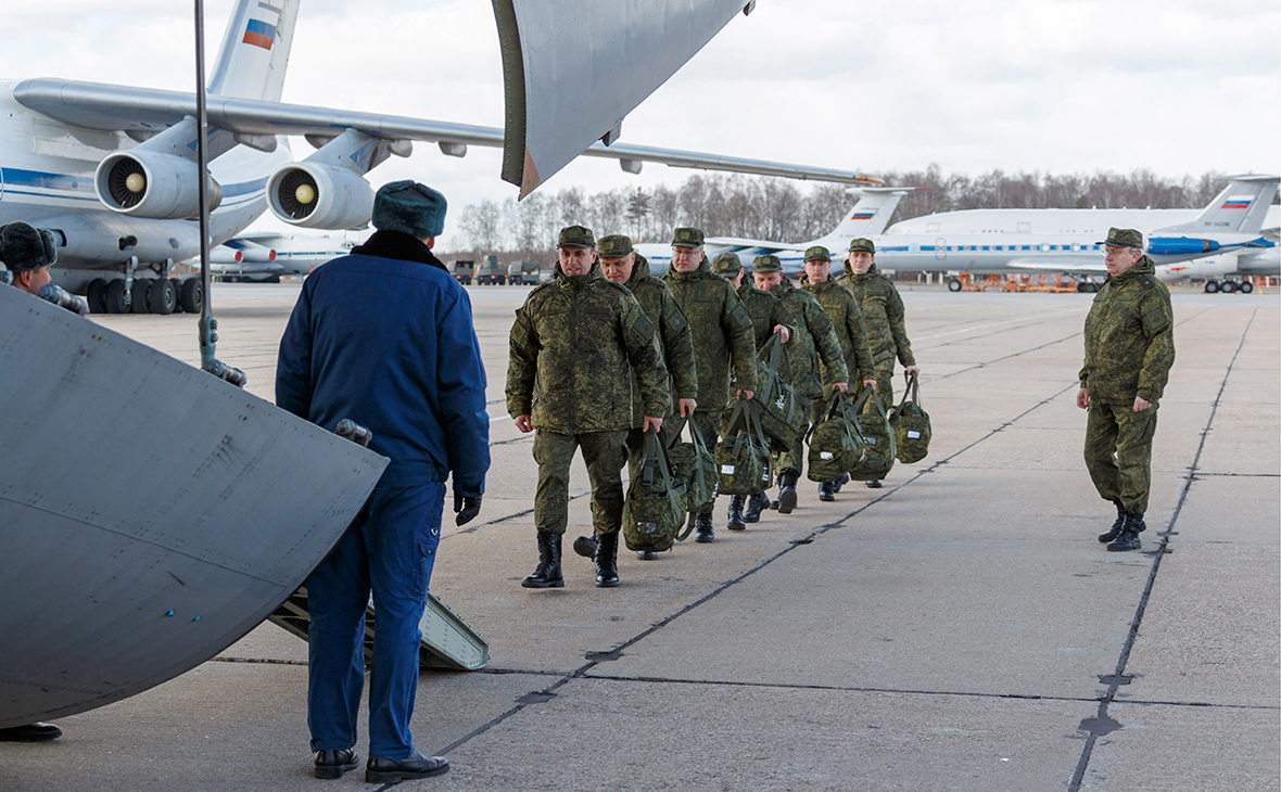 Իտալիա է ժամանել ռուսական 10-րդ ռազմական ինքնաթիռը