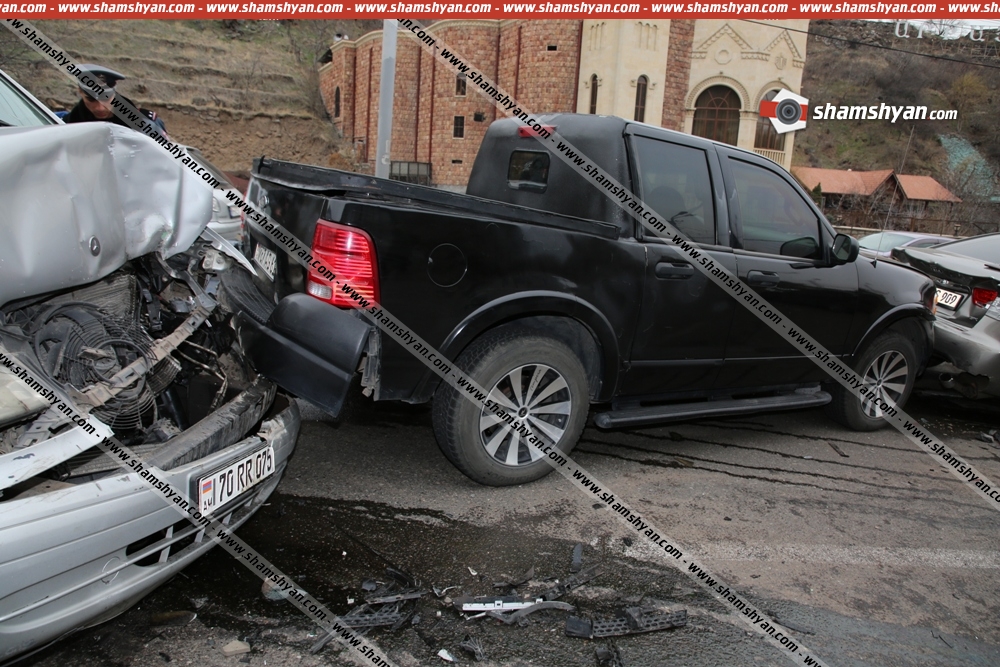 Խոշոր ու շղթայական ավտովթար՝ Երևանում. կան վիրավորներ