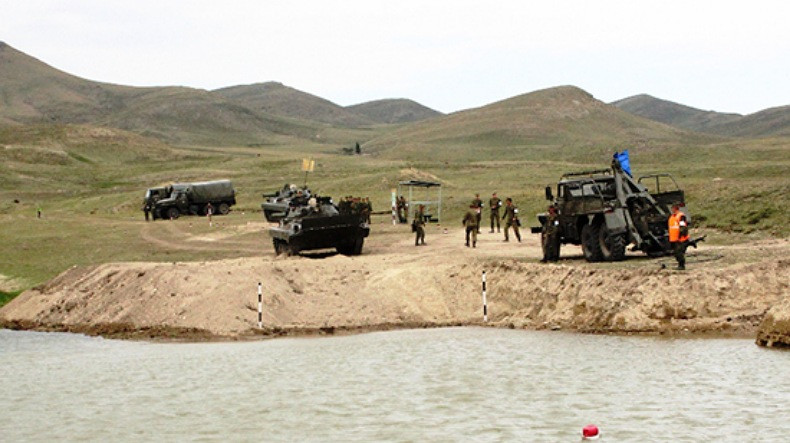 Военные инженеры ЮВО на учении в Армении обеспечили войска очищенной водой